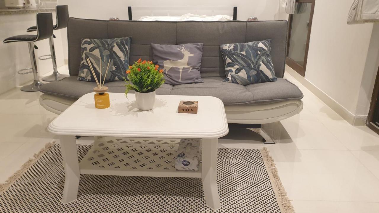 Paradise Hawana Studio Apartment ซาลาลาห์ ภายนอก รูปภาพ